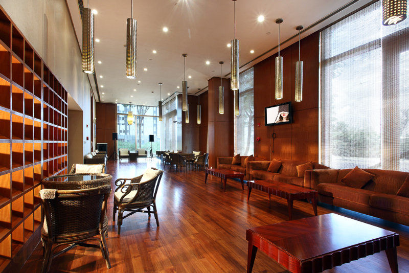 Howard Johnson Plaza Lingang Shanghai Nanhui Екстериор снимка